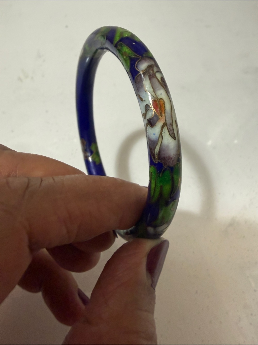 FINE VINTAGE CHINESE
CLOISONNE ENAMEL BLUE
FLORAL BANGLE BRASS HINGED BRACELET